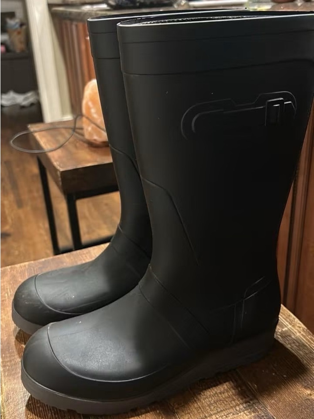Women’s 6 Classic Black Waterproof Runner Rain Boots with wedge heel